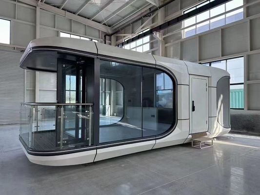 Ervaar luxe in een capsule huis met een breder zicht